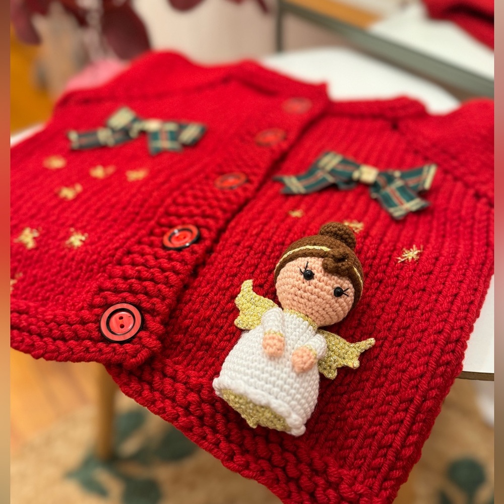 Special design 
Hand knitted kid a cardigan